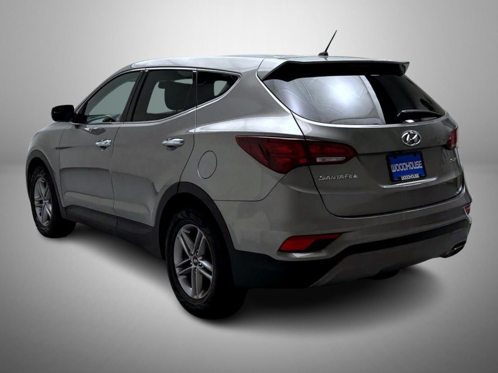 Used 2018 Gray Hyundai 2.4 Base image 7