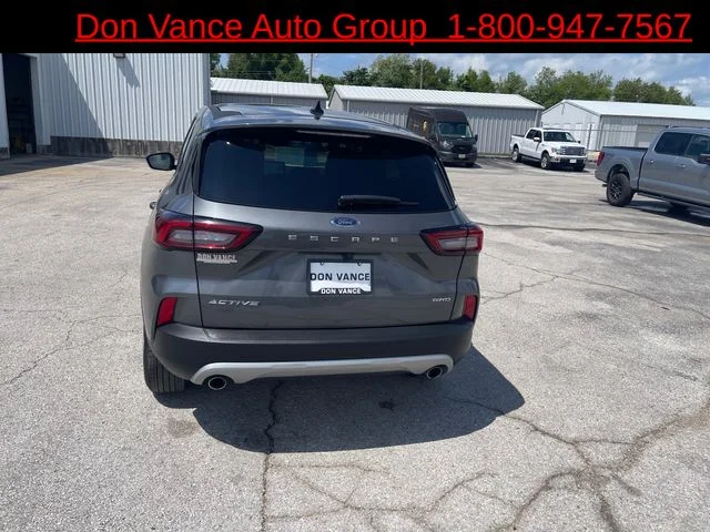 Used 2025 Gray Ford Active image 4