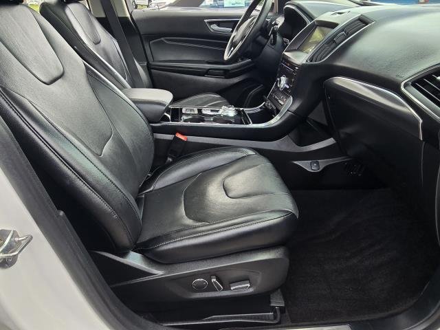 Used 2019 White Platinum Tri-Coat Metallic FORD TITANIUM image 10
