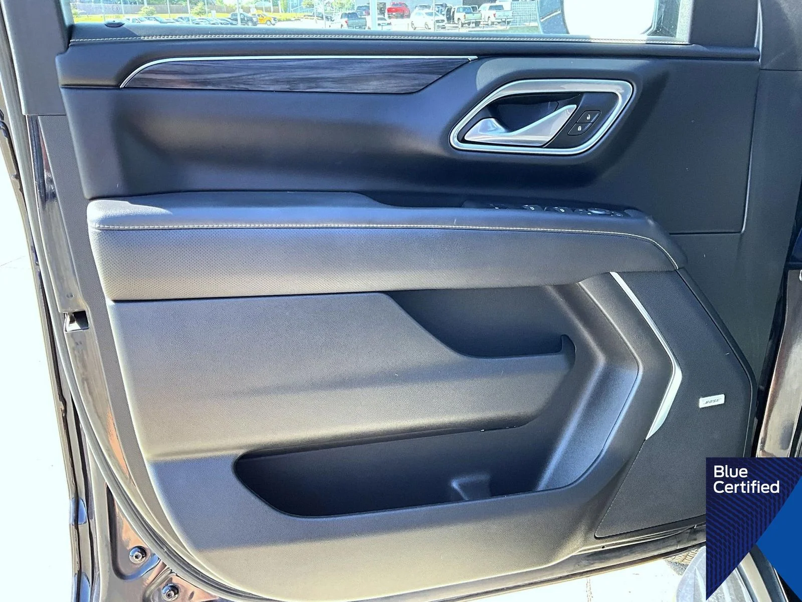 Certified Used 2022 Blue GMC SLT image 9