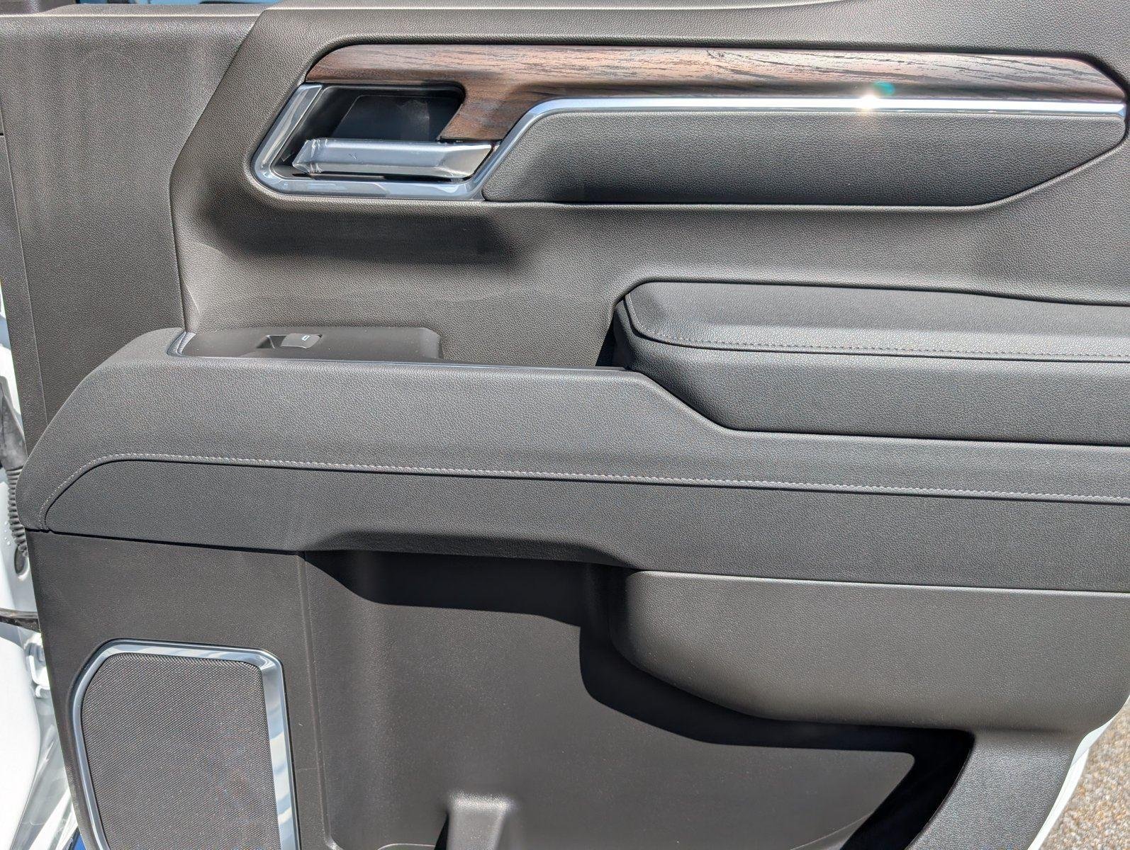 New 2026 Summit White GMC SLT image 37