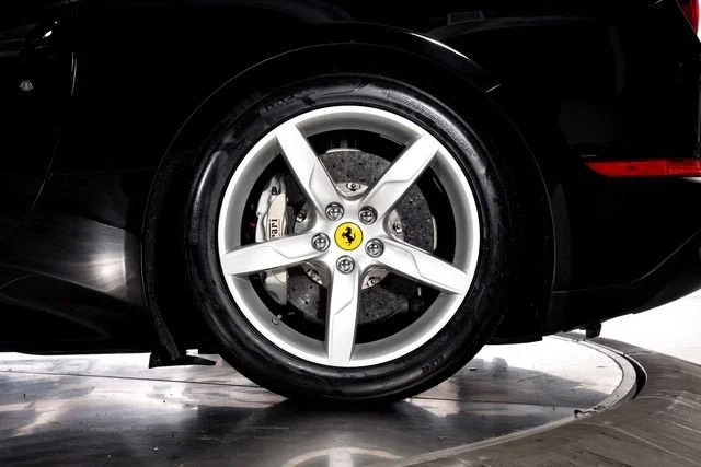 Used 2017 Nero Ferrari T image 18