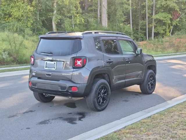 Used 2018 Gray Jeep Sport image 5