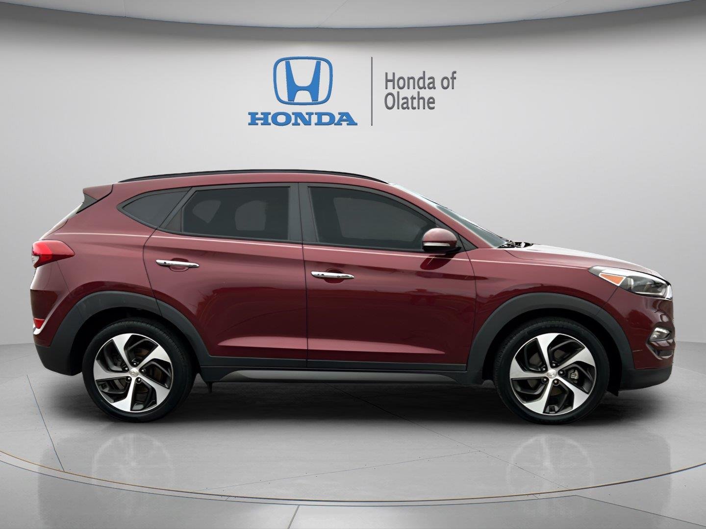 Used 2016 Hyundai Tucson Limited with VIN KM8J33A23GU132164 for sale in Kansas City