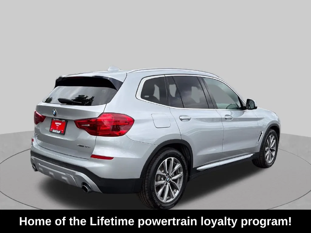 Used 2019 Silver BMW xDrive30i image 6
