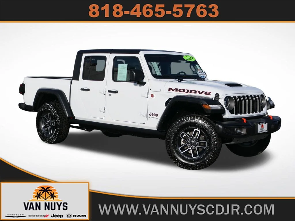 2025 Jeep Gladiator Mojave Auto's photo