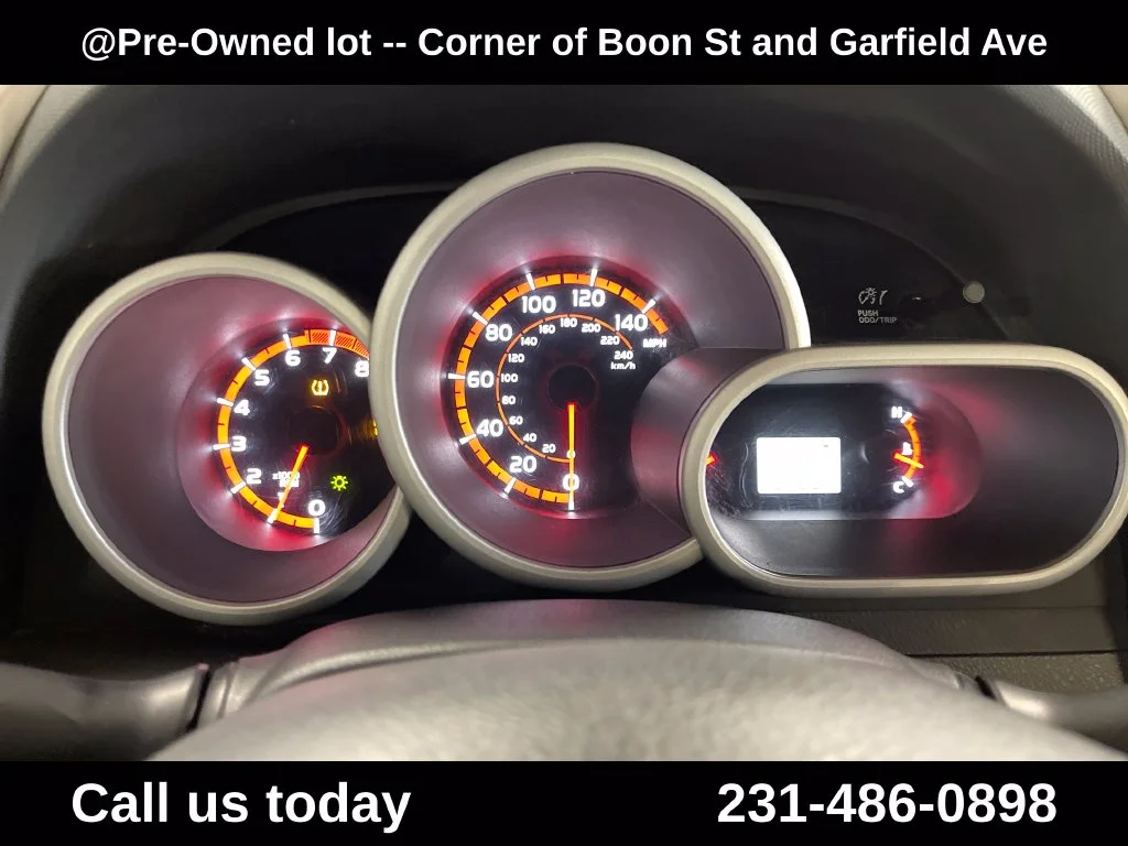Used 2009  Toyota S image 20