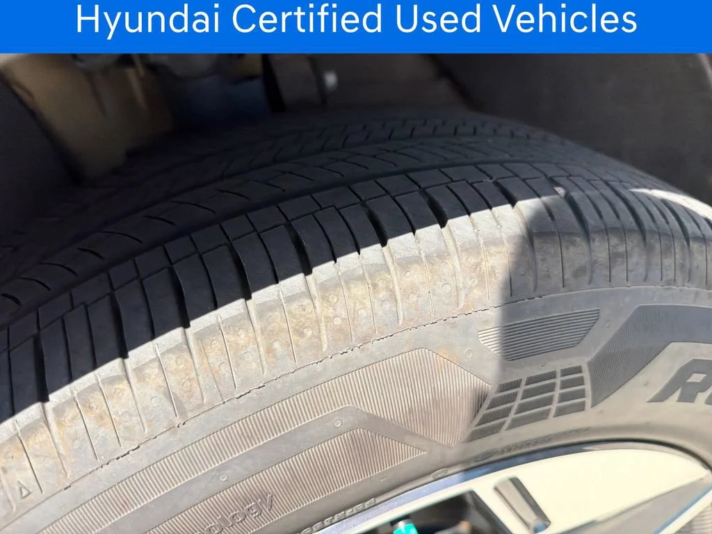 Certified Pre-Owned 2025 Hyundai Tucson Hybrid SEL Convenience
