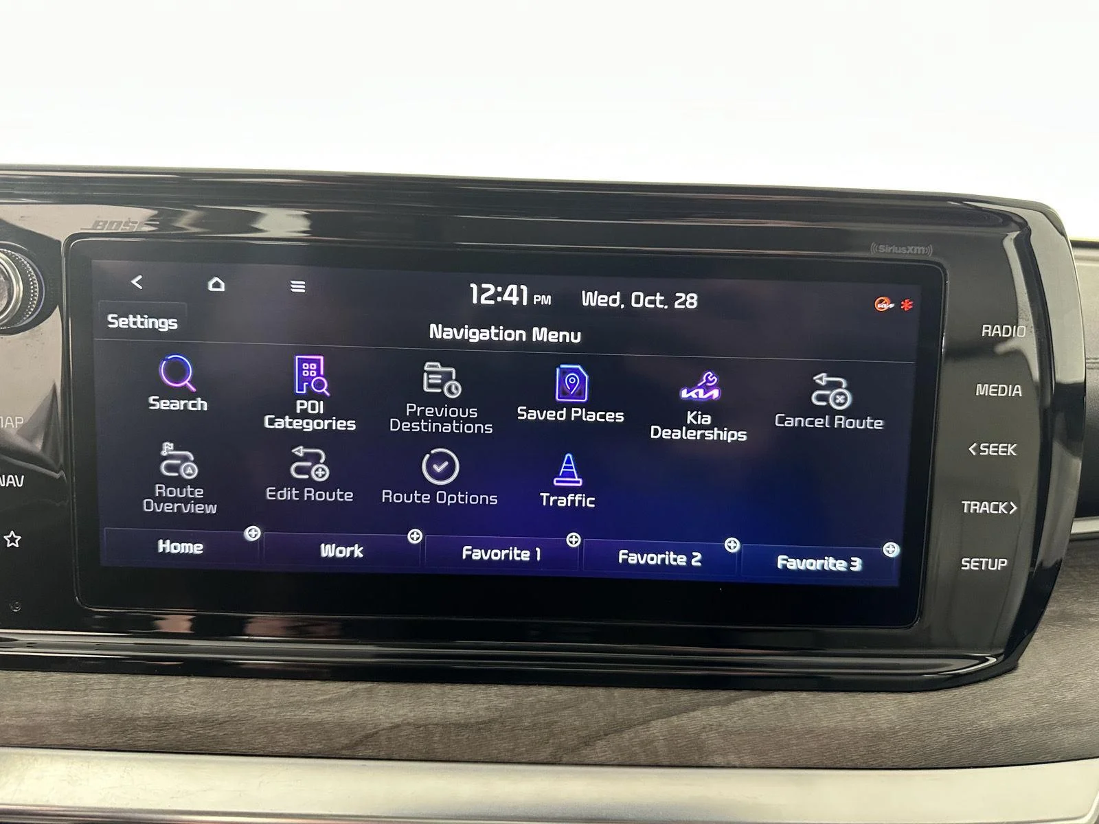Used 2021 Glacial White Pearl Kia  image 16