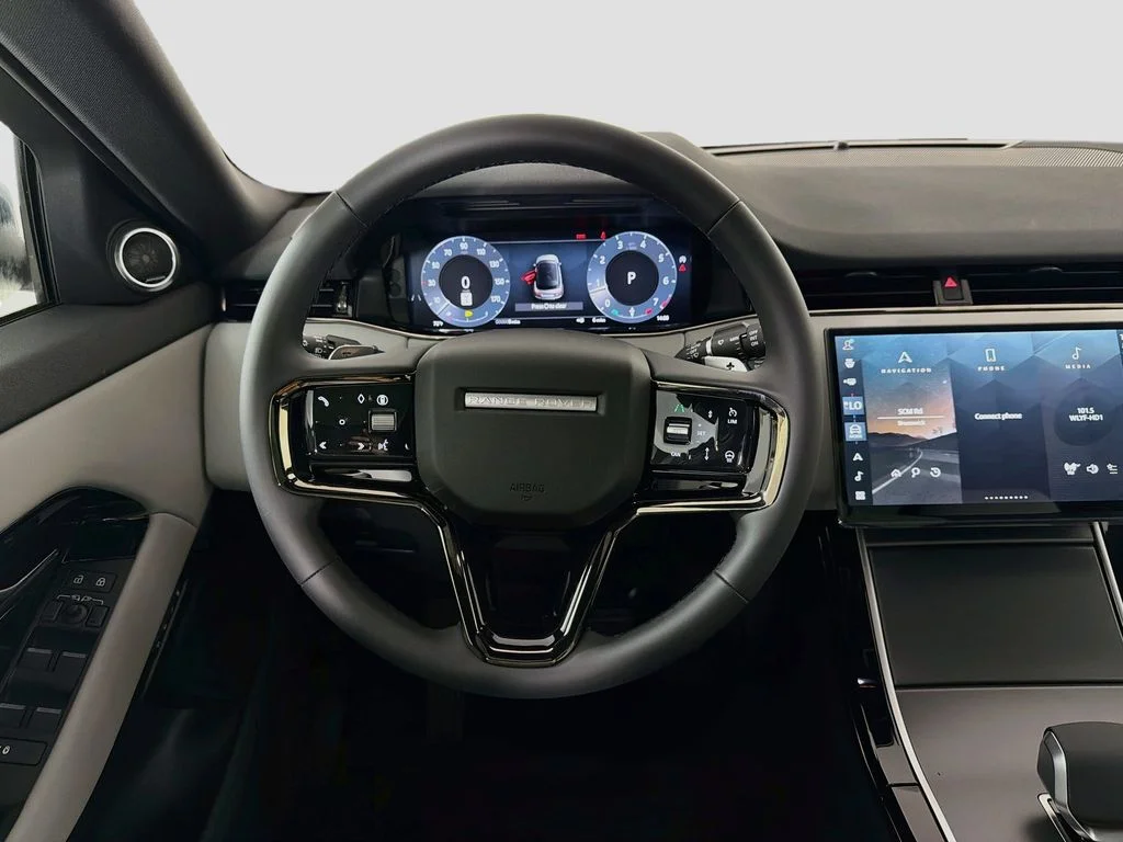 New 2026 Fuji White Land Rover S image 24
