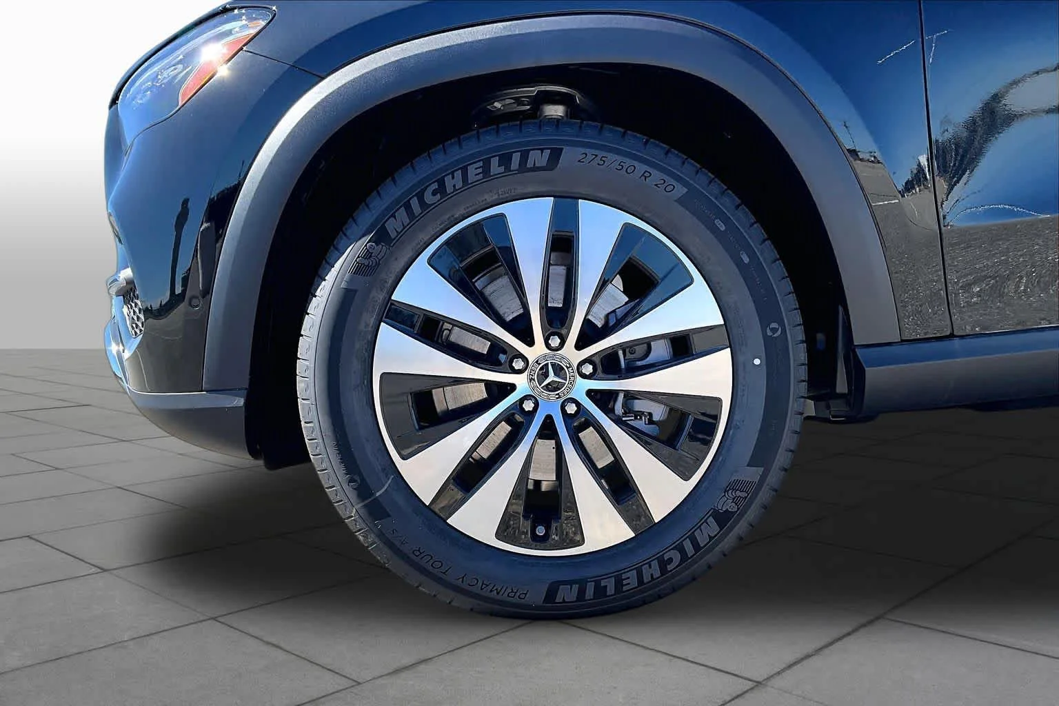 New 2026 Black Mercedes-Benz GLE 350 image 18