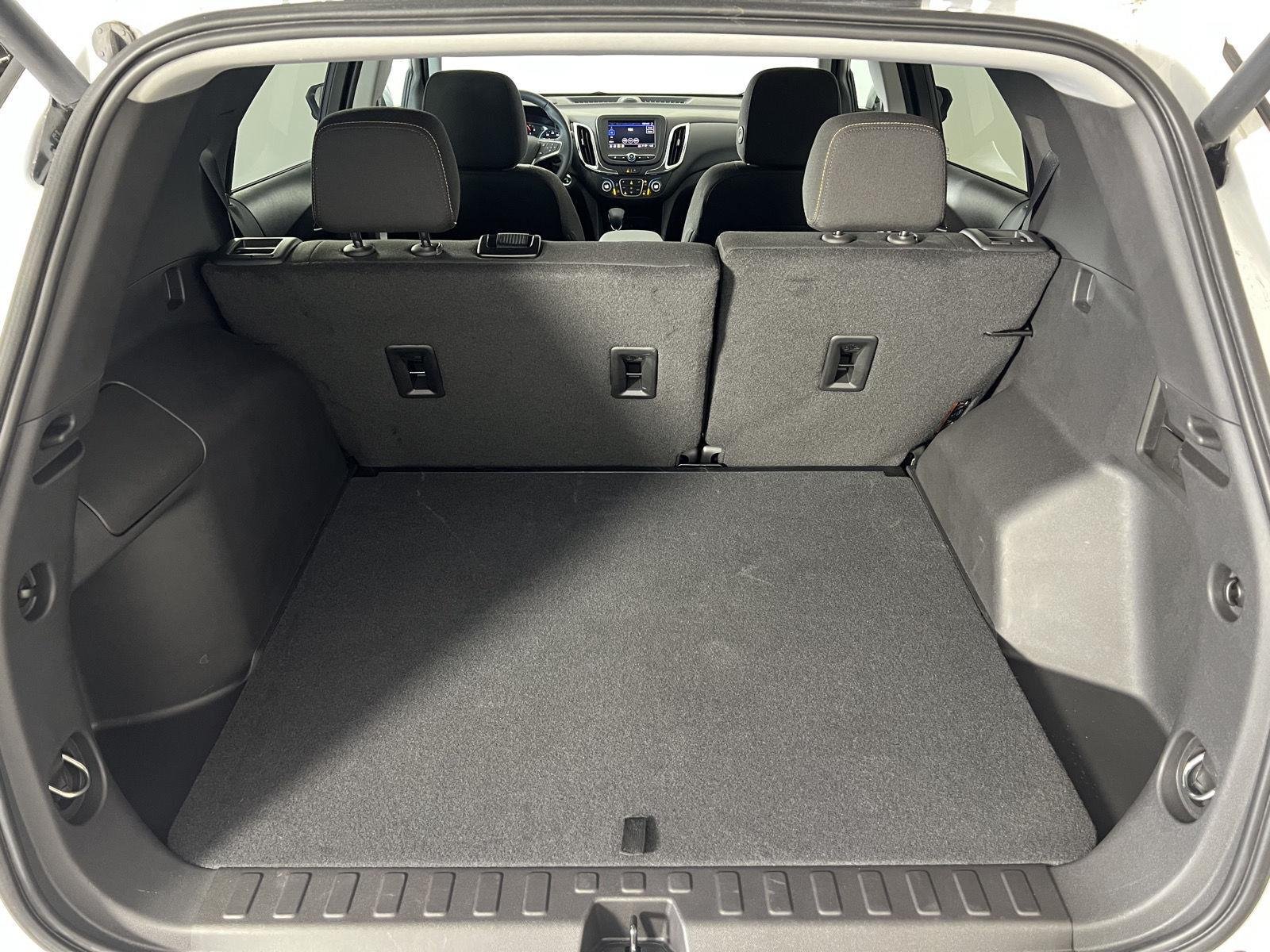 Used 2024 Summit White Chevrolet LT image 21