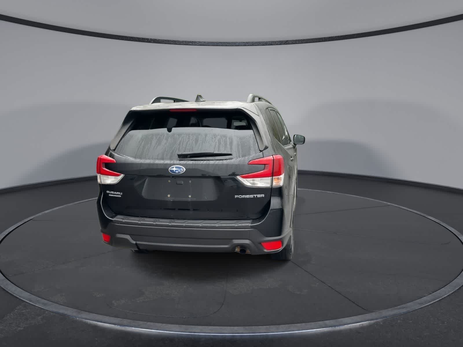 Used 2020 Crystal Black Silica Subaru Premium image 7
