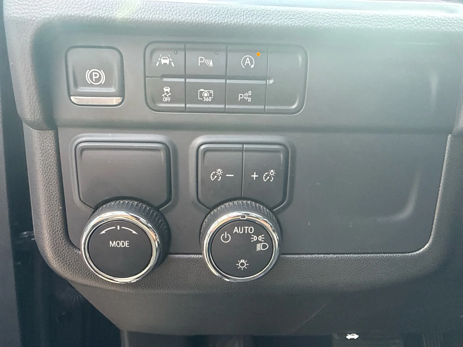 Used 2025 Black Chevrolet LT image 31