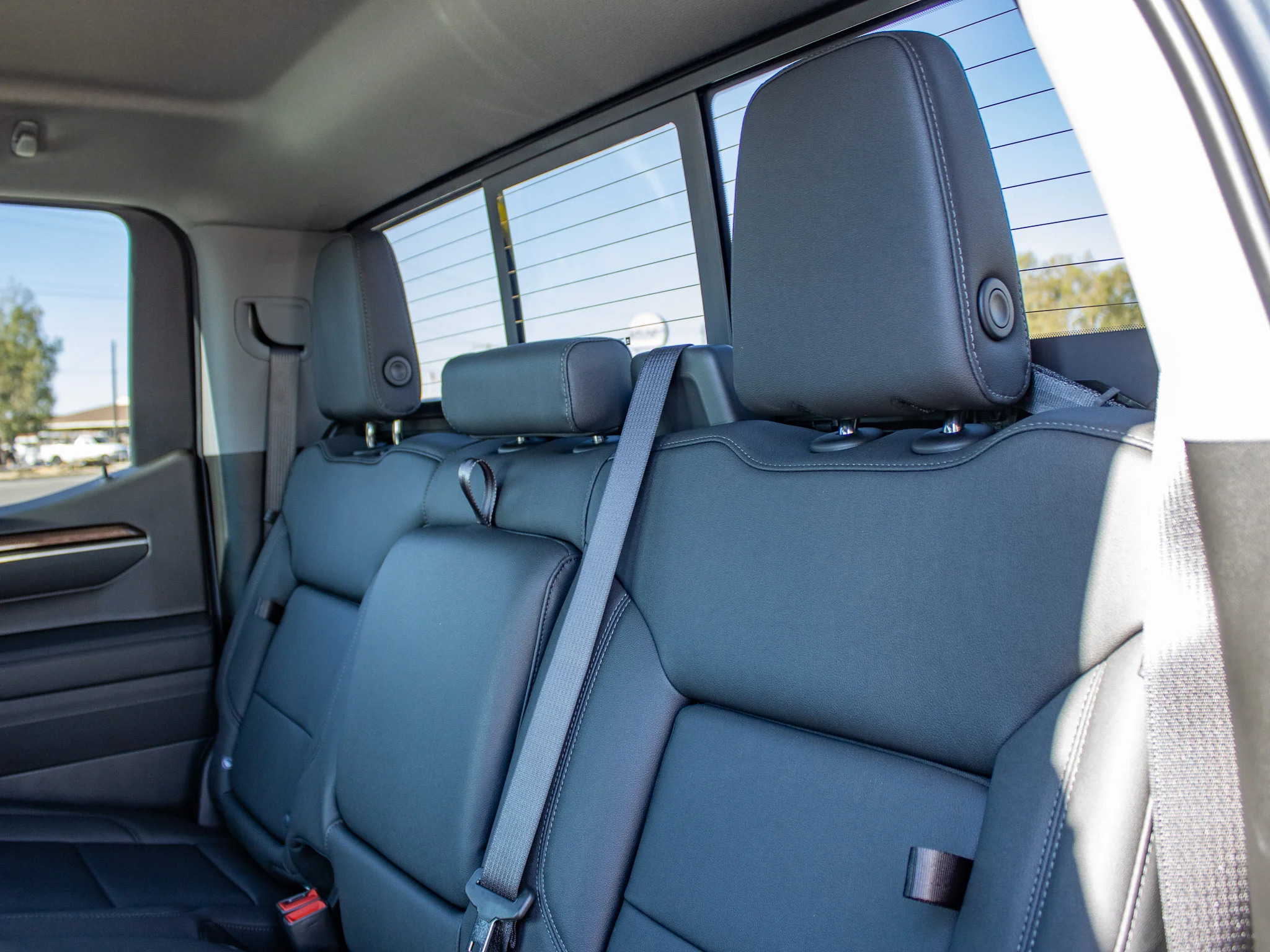 New 2026 STERLING GRAY METALLIC Chevrolet LT Trail Boss image 16