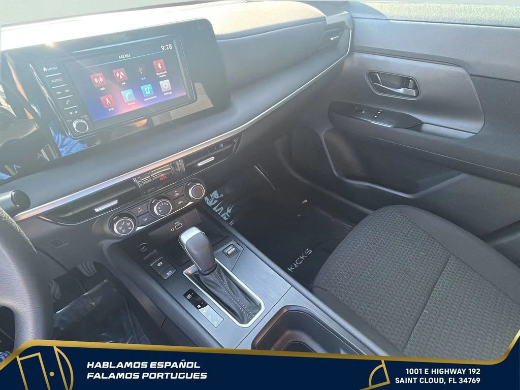 Used 2025 Blue Nissan S FWD image 22