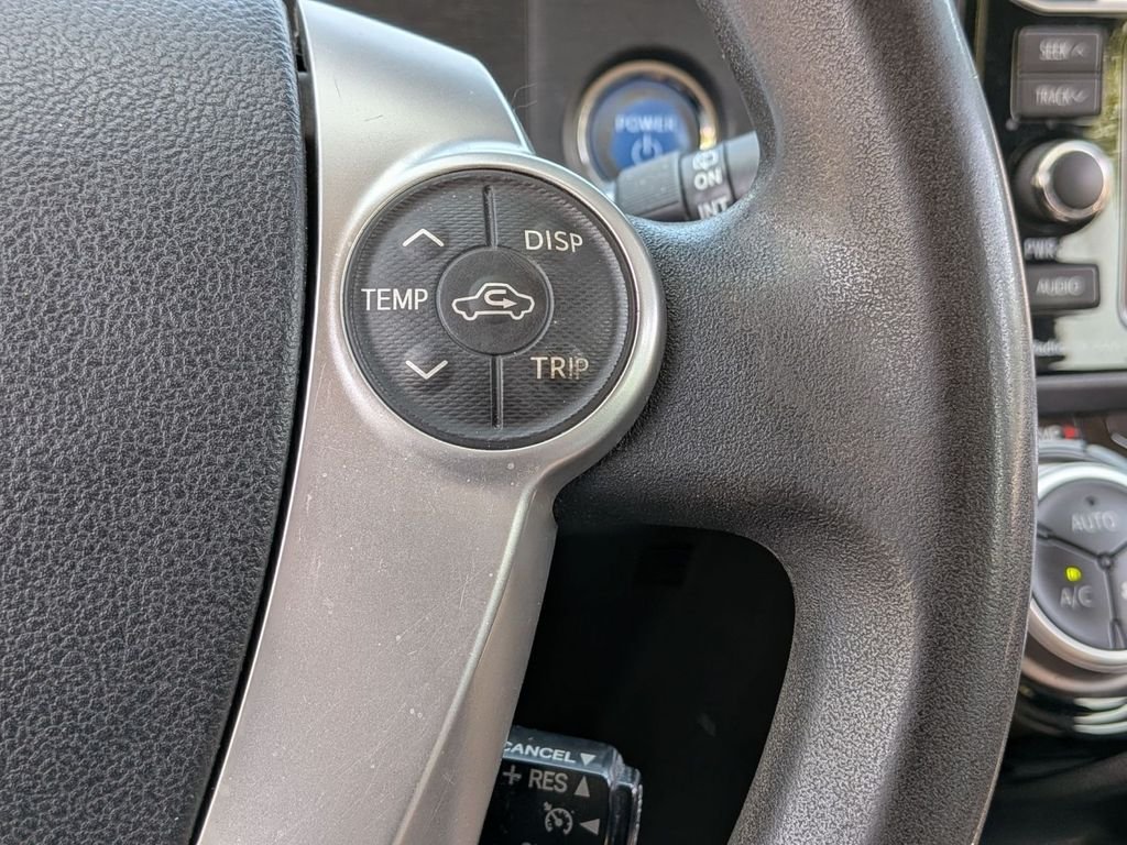 2016 Toyota Prius c Four - Photo 21