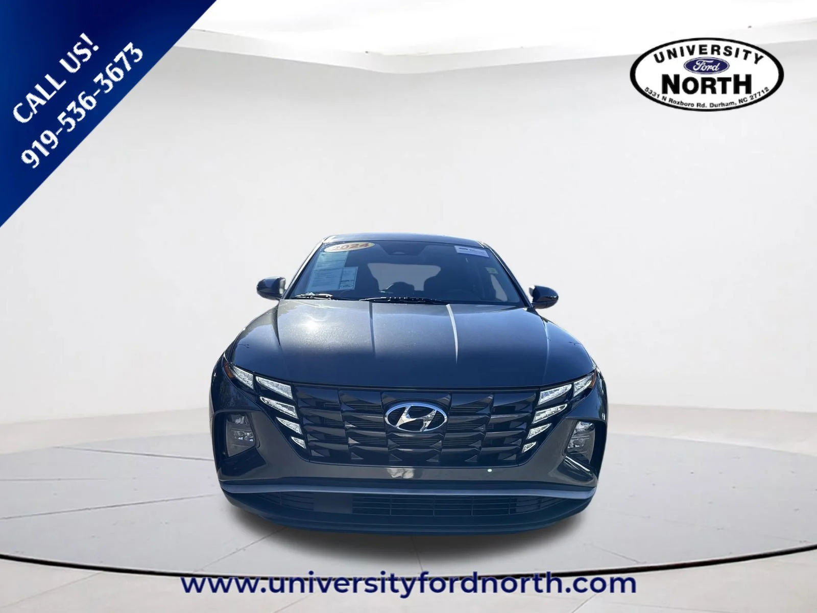 Used 2024 Dark Gray Metallic Hyundai SE image 2