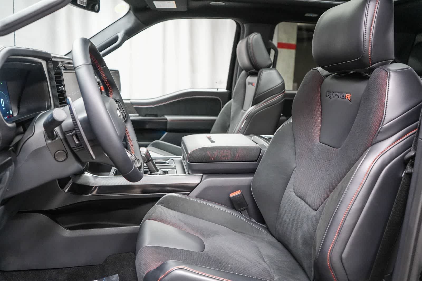 Used 2024 Agate Black Metallic Ford Raptor image 16