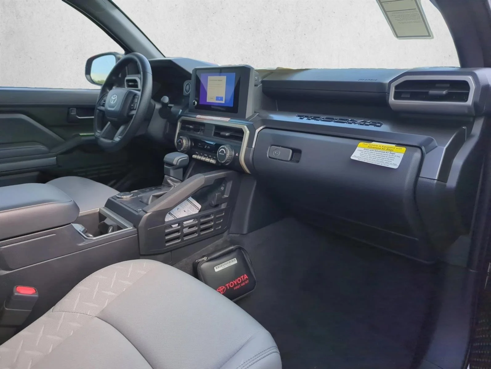 Used 2025 Underground Toyota SR5 image 27