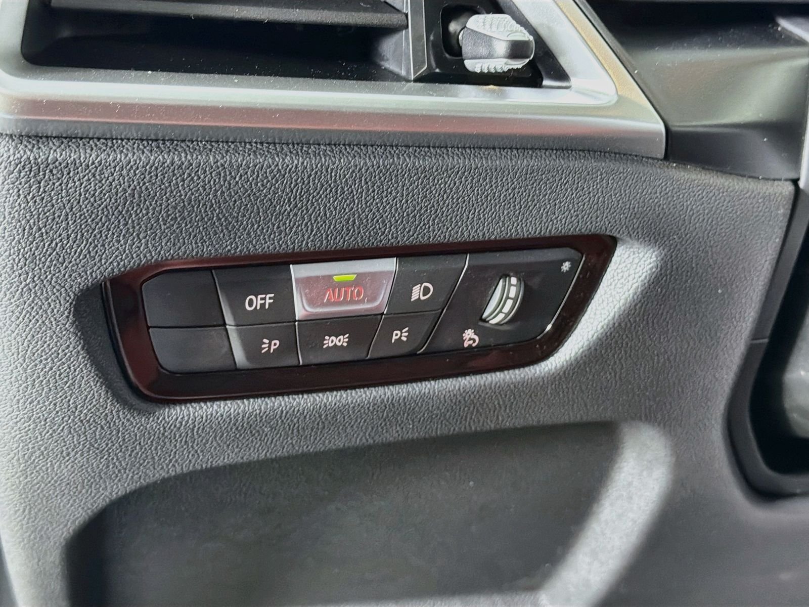 New 2026 Dravit Grey Metallic BMW eDrive40 image 10