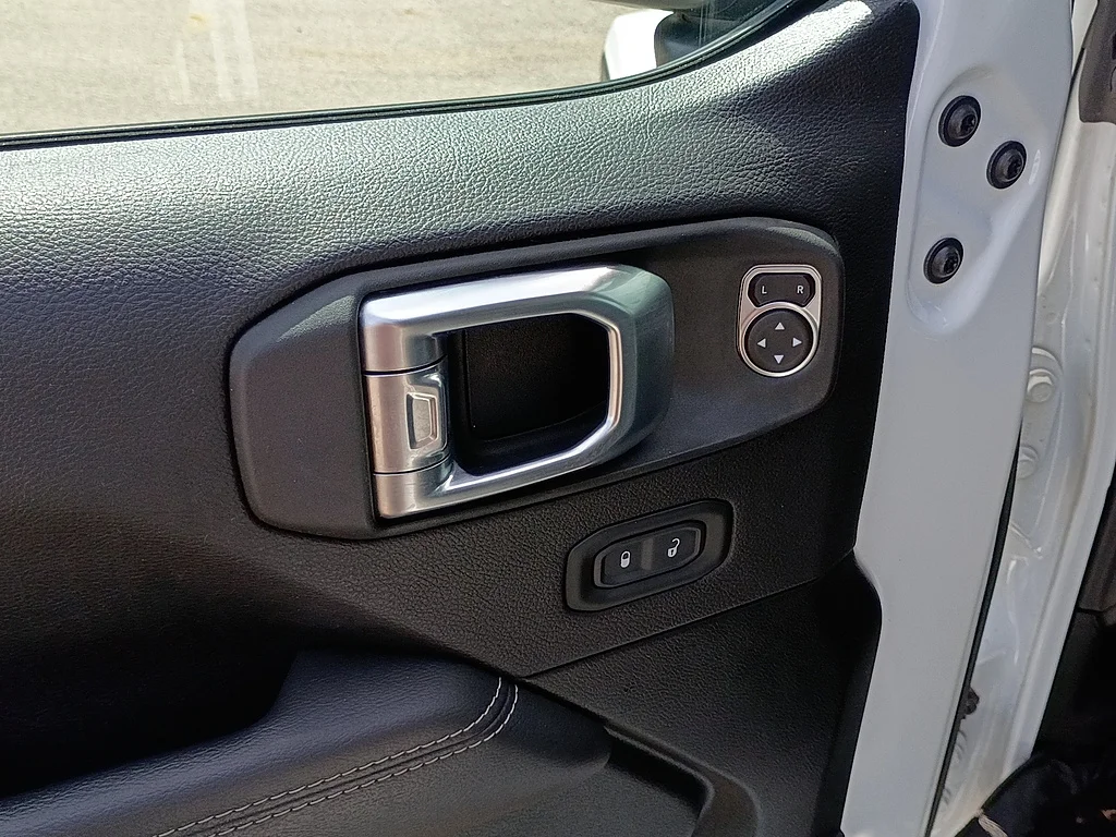 Used 2023 Bright White Clear Coat Jeep Sahara image 19