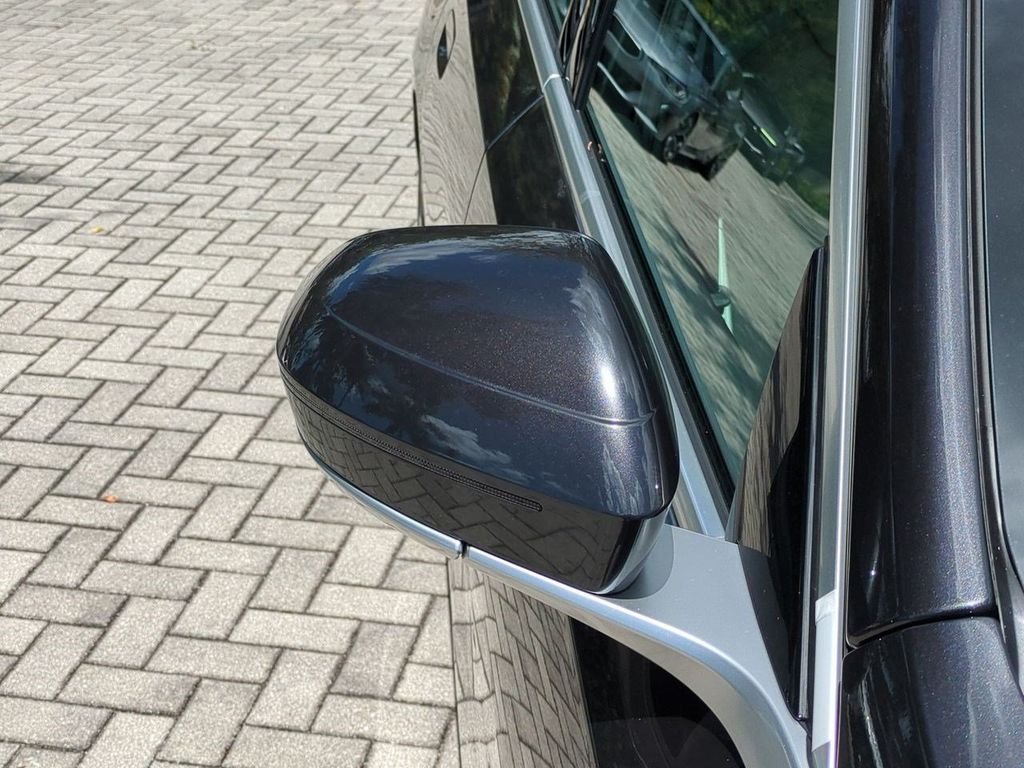 New 2027 Dark Graphite Metallic BMW 530i xDrive image 12