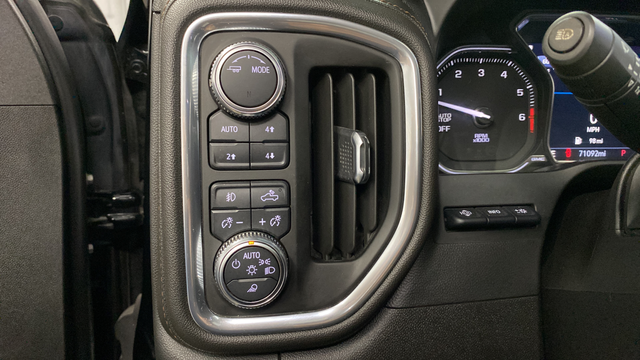 Used 2021 Onyx Black GMC AT4 image 35