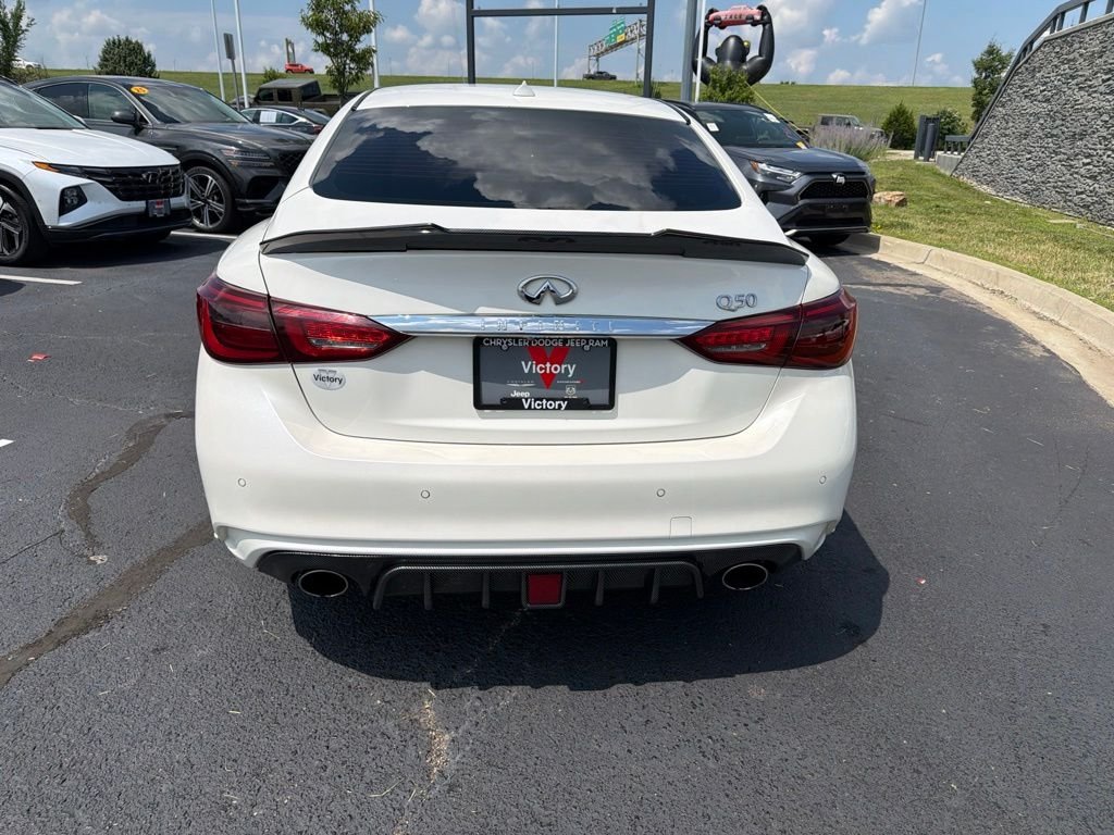 Used 2021 White INFINITI 3.0t SENSORY image 6