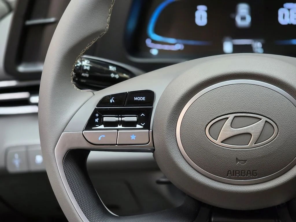New 2026 Amazon Gray Hyundai SEL Sport image 18