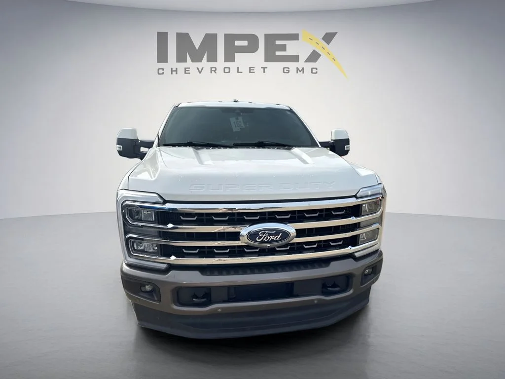 Used 2023  Ford King Ranch image 8