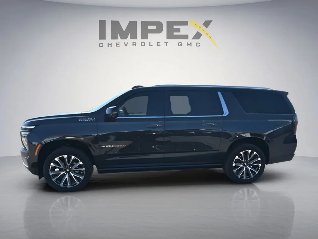 Used 2026 Gray Chevrolet High Country image 2
