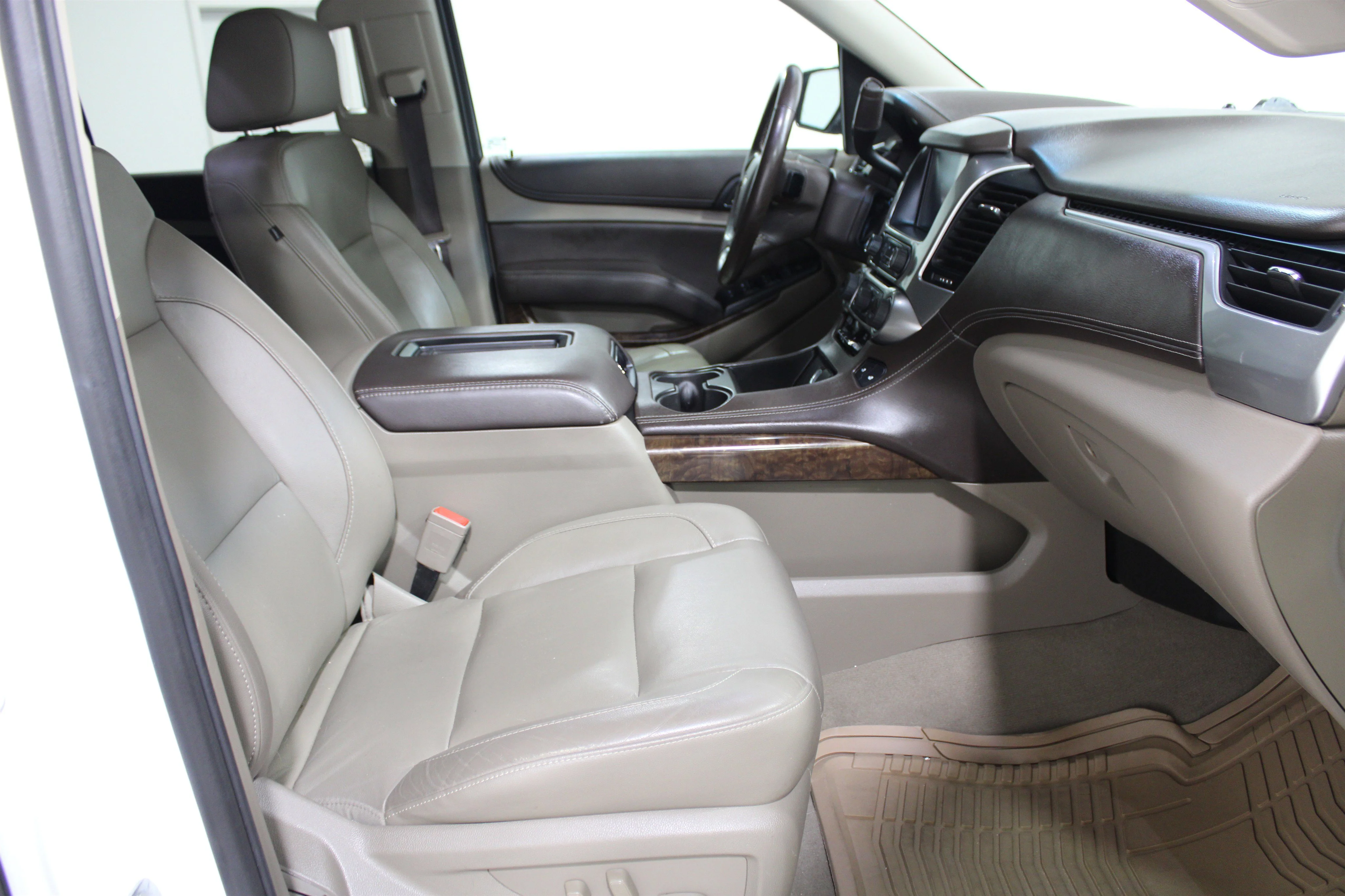 2019 Chevrolet Tahoe LT - Photo 26