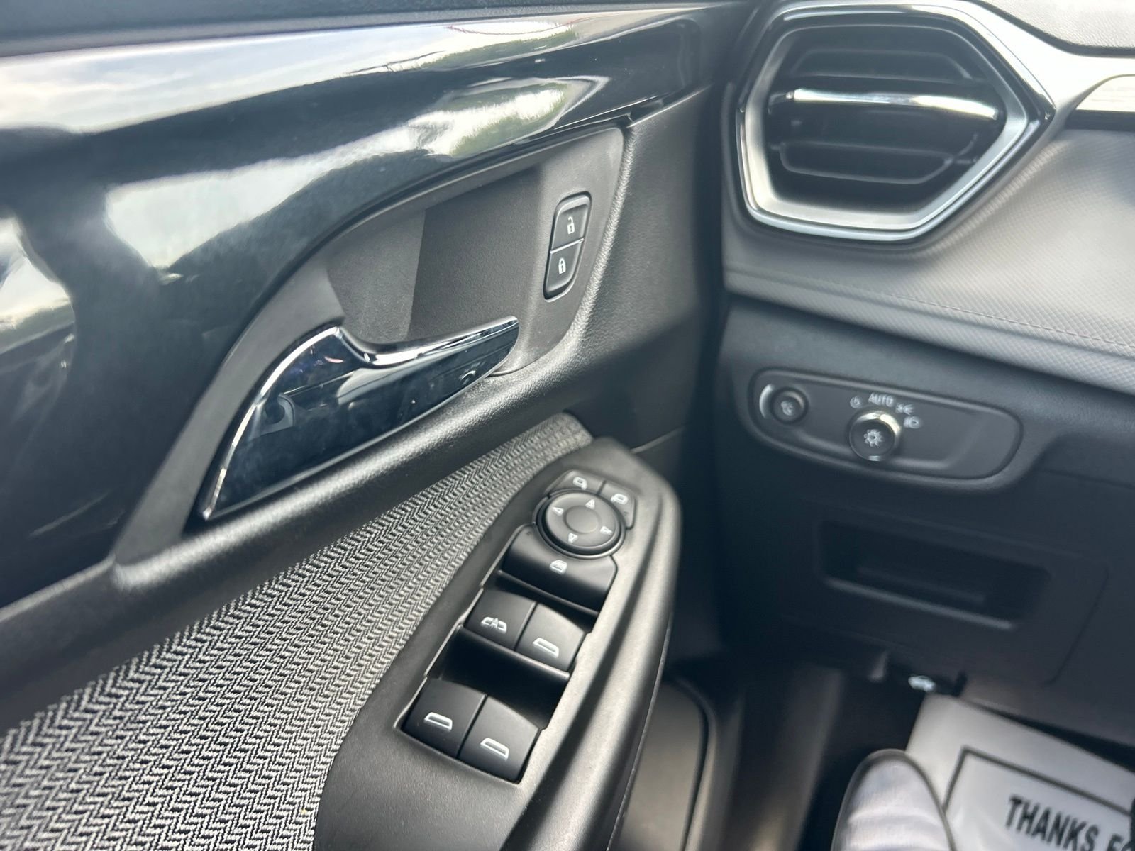 Used 2024 White Chevrolet LT image 23