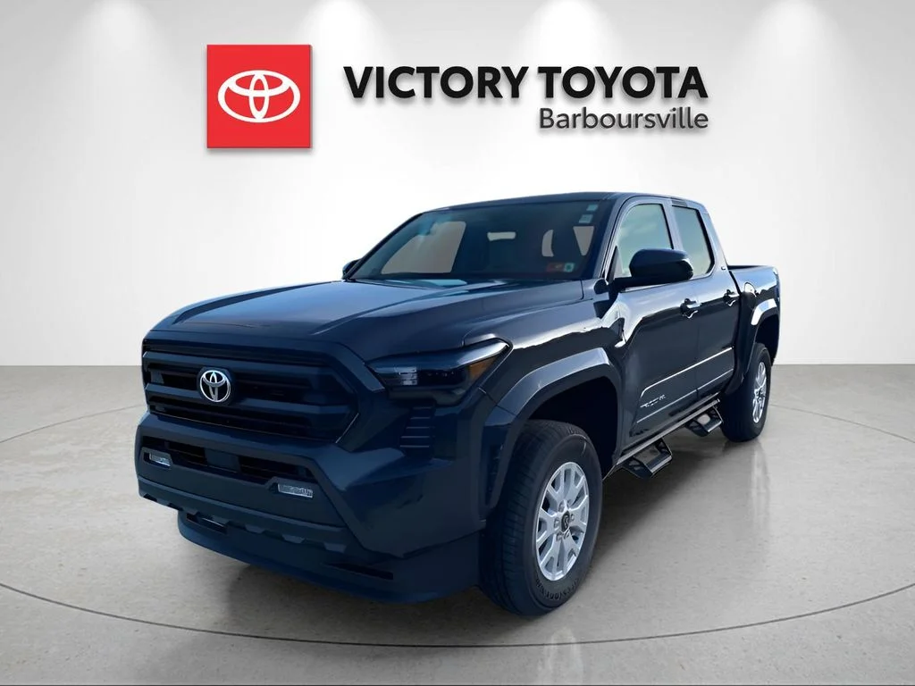 Used 2025  Toyota SR5 image 1