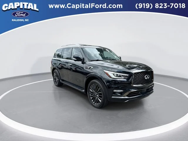 Used 2023 Black INFINITI Premium Select image 2