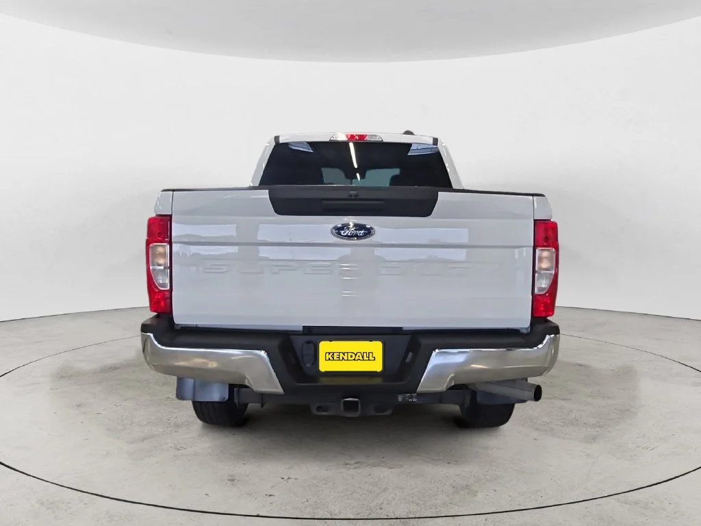 Used 2022 White Ford XL image 10