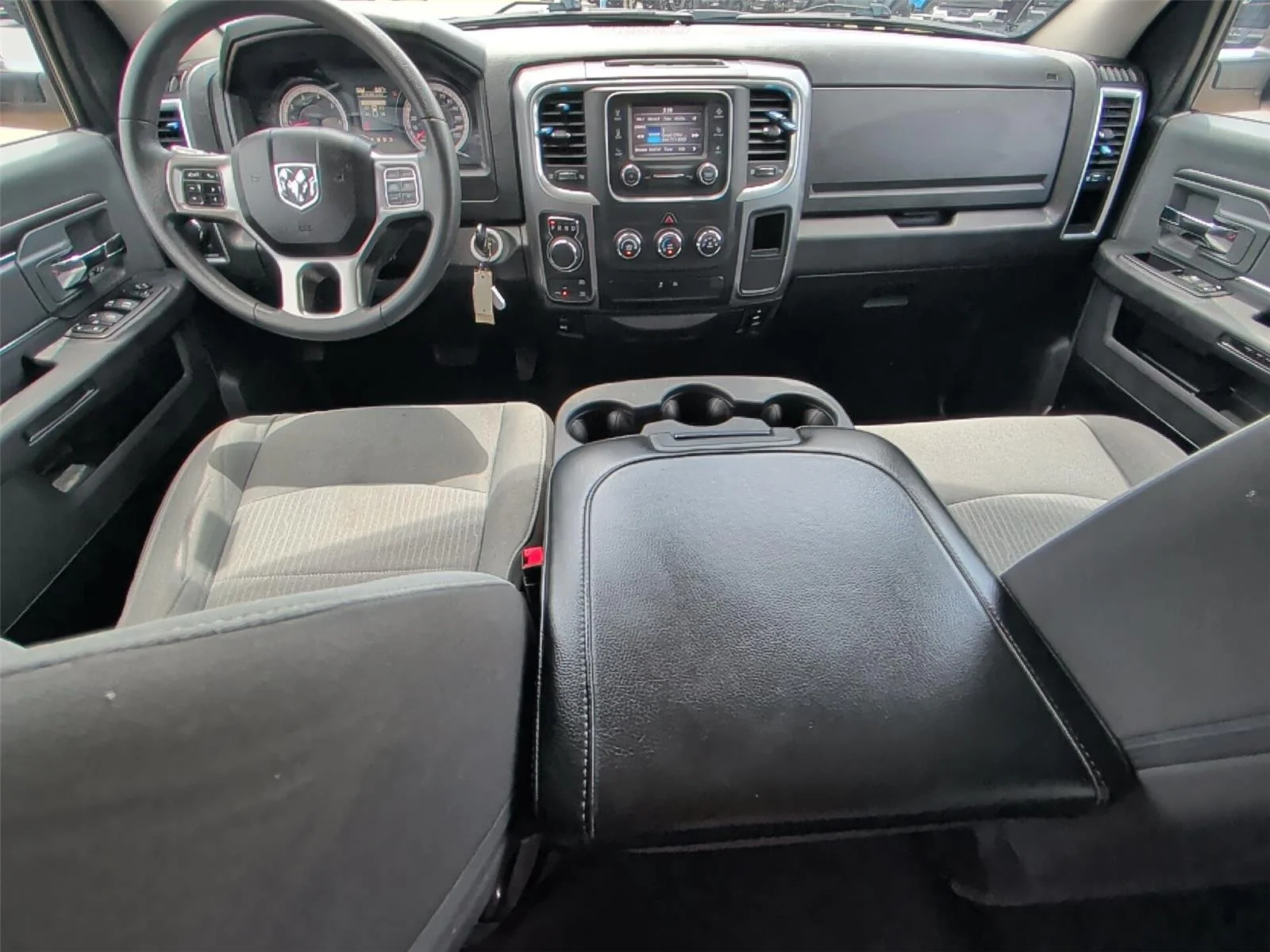 Used 2024 Diamond Black Crystal Pearlcoat Ram SLT image 27