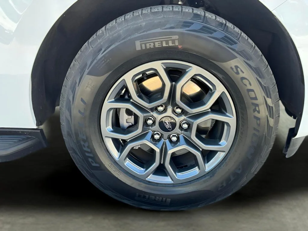 Used 2025 White Ford Active image 17