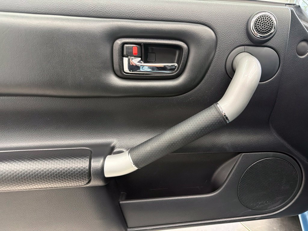 Used 2003 Blue Toyota Base image 20