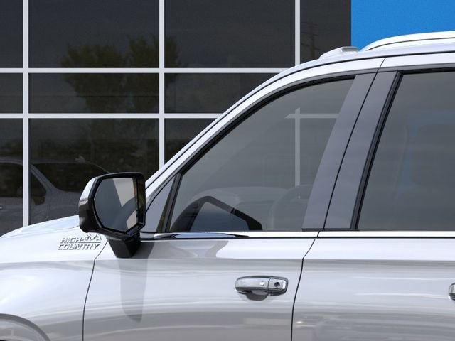 2026 Chevrolet Suburban High Country - Photo 12