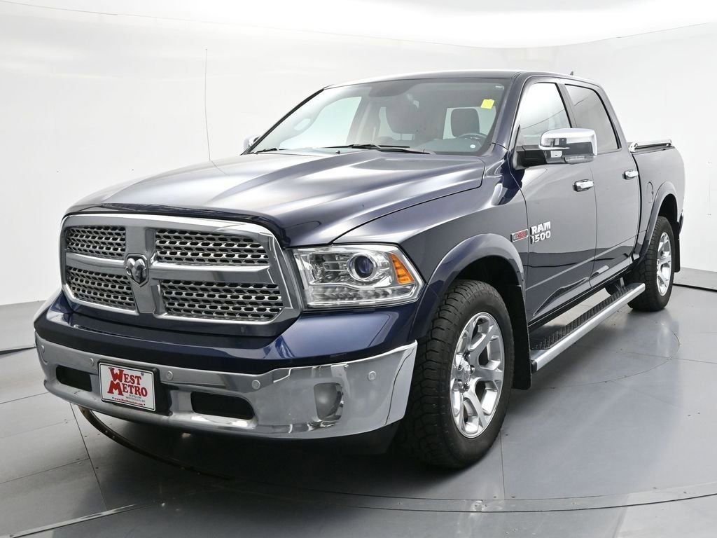 2017 RAM 1500 Laramie 4x4 Crew Cab 5'7's photo