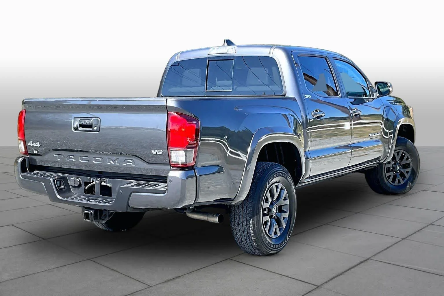 Used 2023 Magnetic Gray Metallic Toyota SR5 image 13