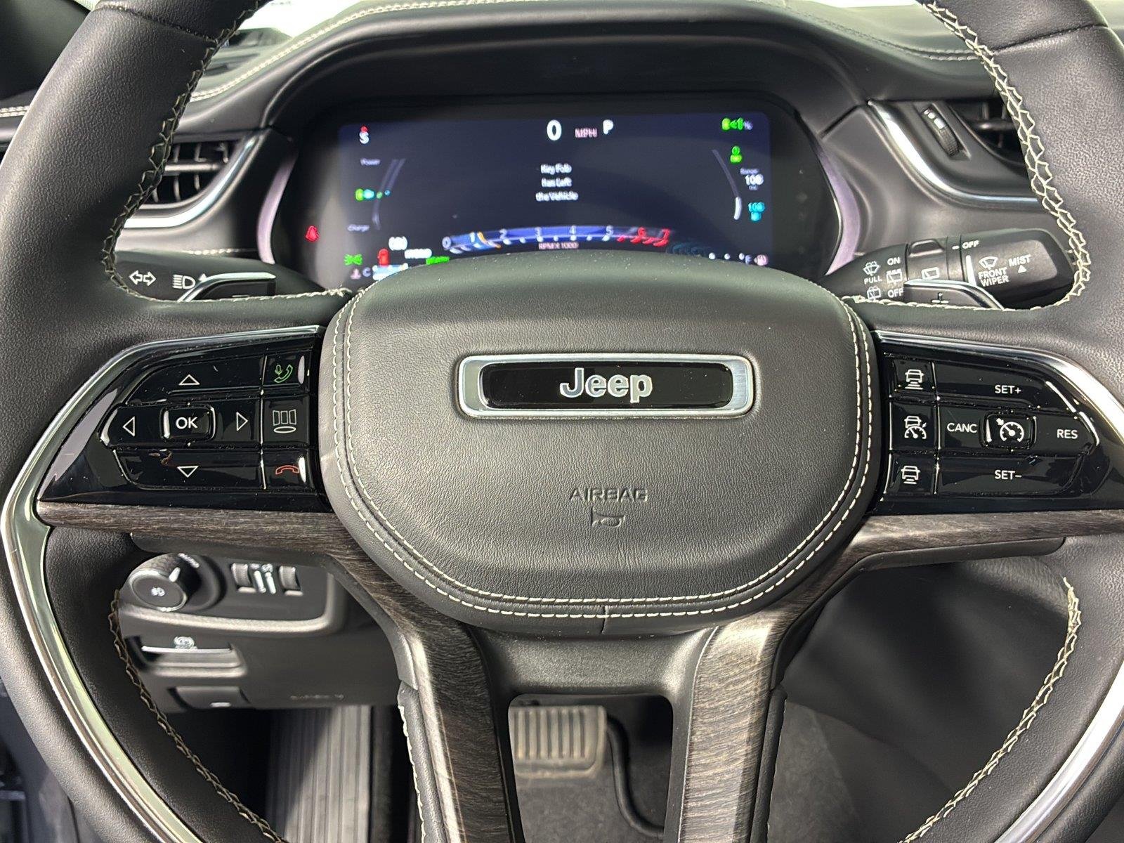 Used 2023 Baltic Gray Metallic Clearcoat Jeep Overland image 35
