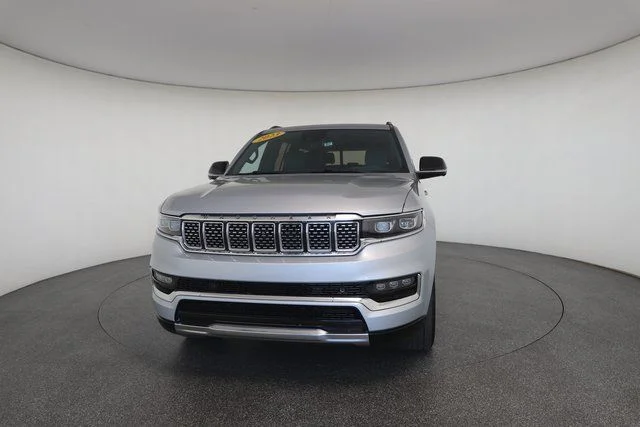 Used 2023 Silver Jeep Series III image 31