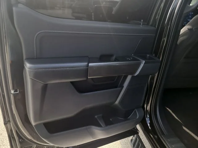 Used 2023 Black Ford XLT image 11