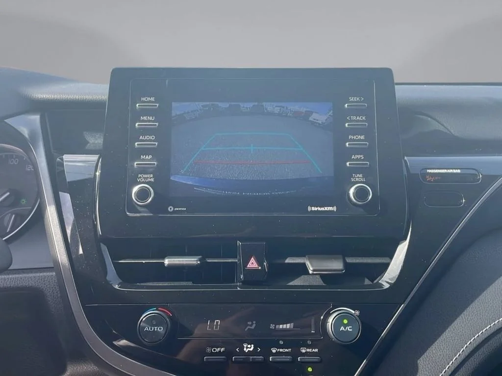 2024 Toyota Camry SE - Photo 19