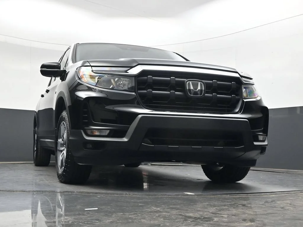 Certified Used 2024 Crystal Black Pearl Honda RTL image 80