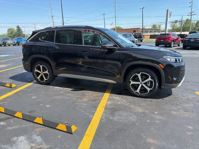 2025 Volkswagen Tiguan SE - Photo 7