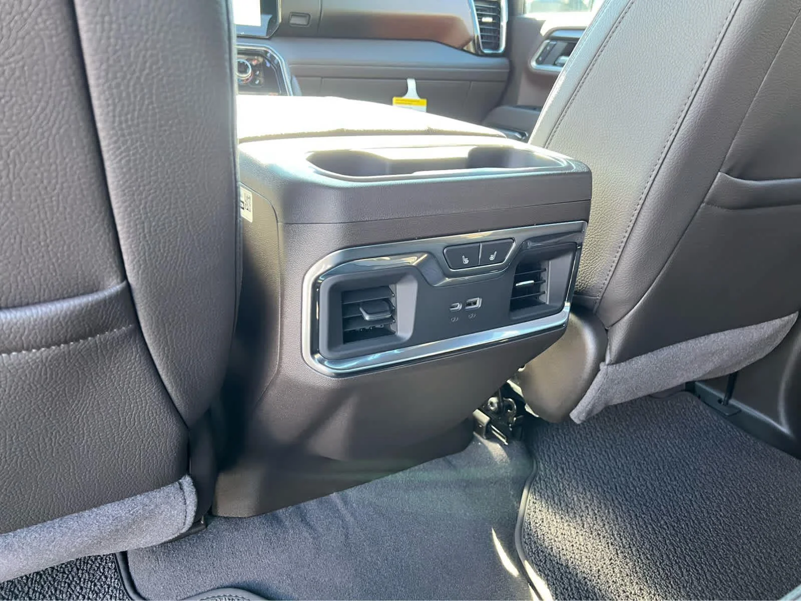 2026 GMC Sierra 3500HD Denali - Photo 35